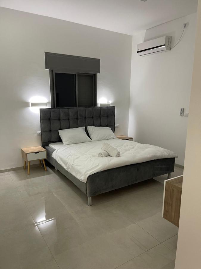 אמה וילה ריזורט Villa Hadera Buitenkant foto
