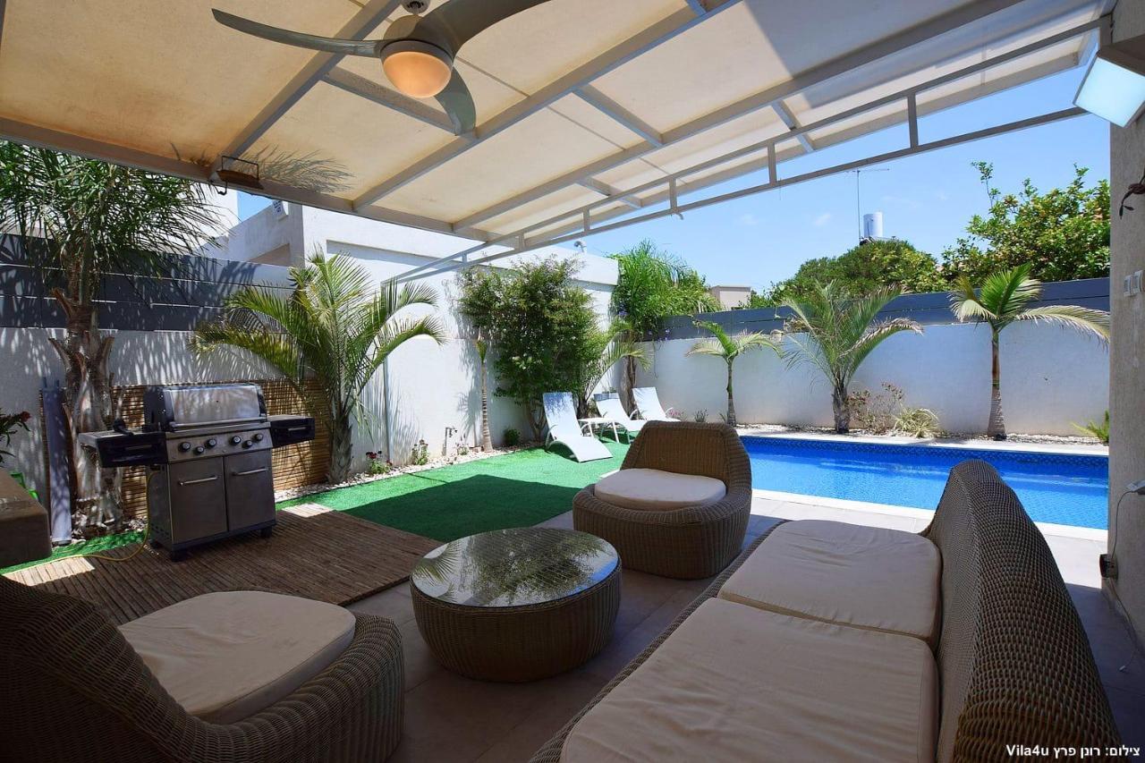 אמה וילה ריזורט Villa Hadera Buitenkant foto