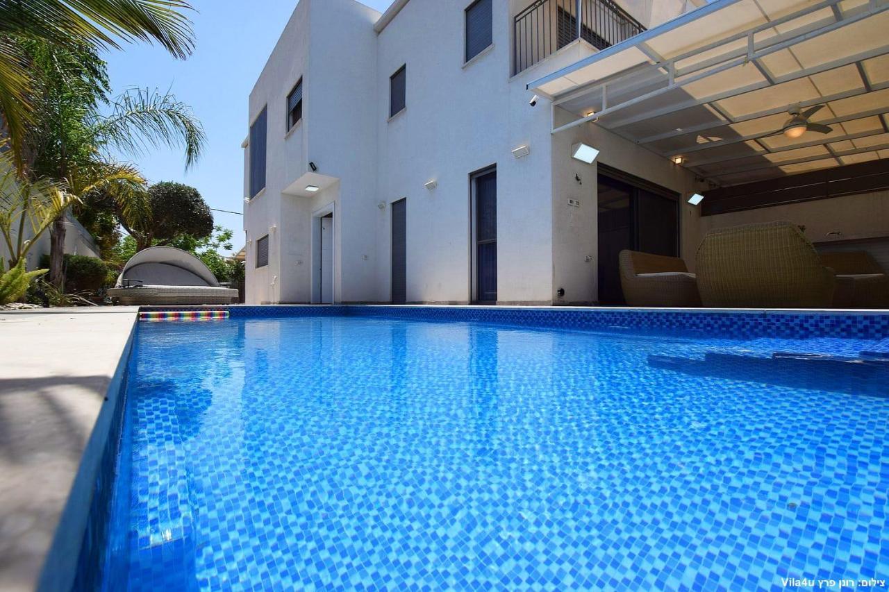 אמה וילה ריזורט Villa Hadera Buitenkant foto