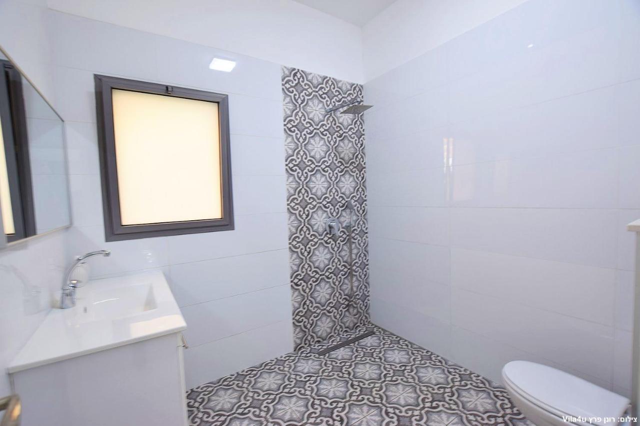 אמה וילה ריזורט Villa Hadera Buitenkant foto